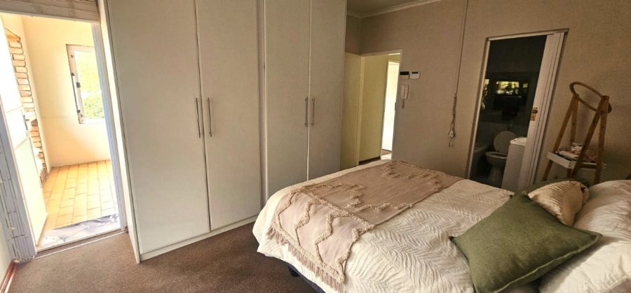 To Let 3 Bedroom Property for Rent in Safari Gardens North West